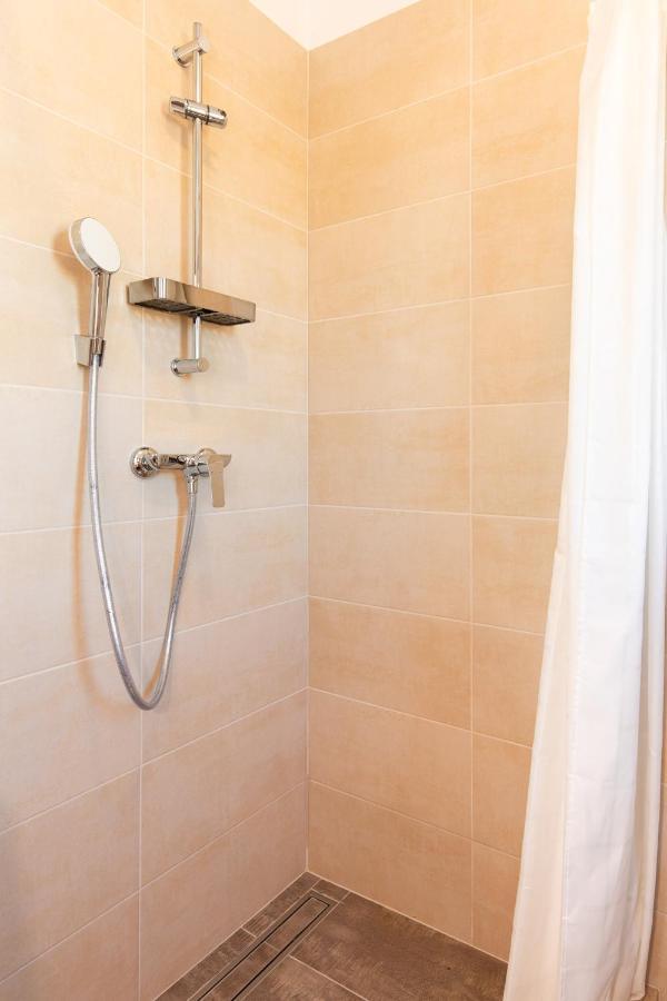 Apartments Brig Perfect Countryside Holiday! كرك المظهر الخارجي الصورة