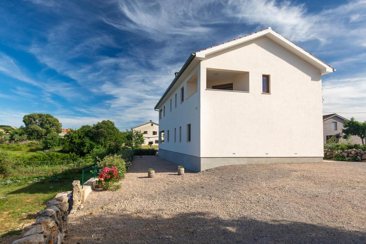 Apartments Brig Perfect Countryside Holiday! كرك المظهر الخارجي الصورة